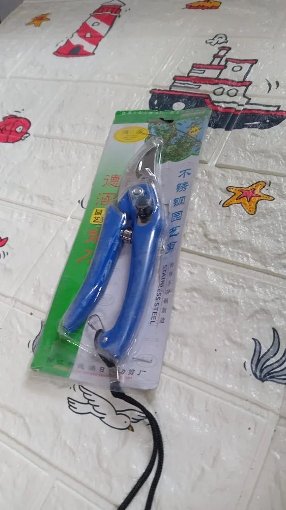 Stainless Steel Garden Scissors – product image 2